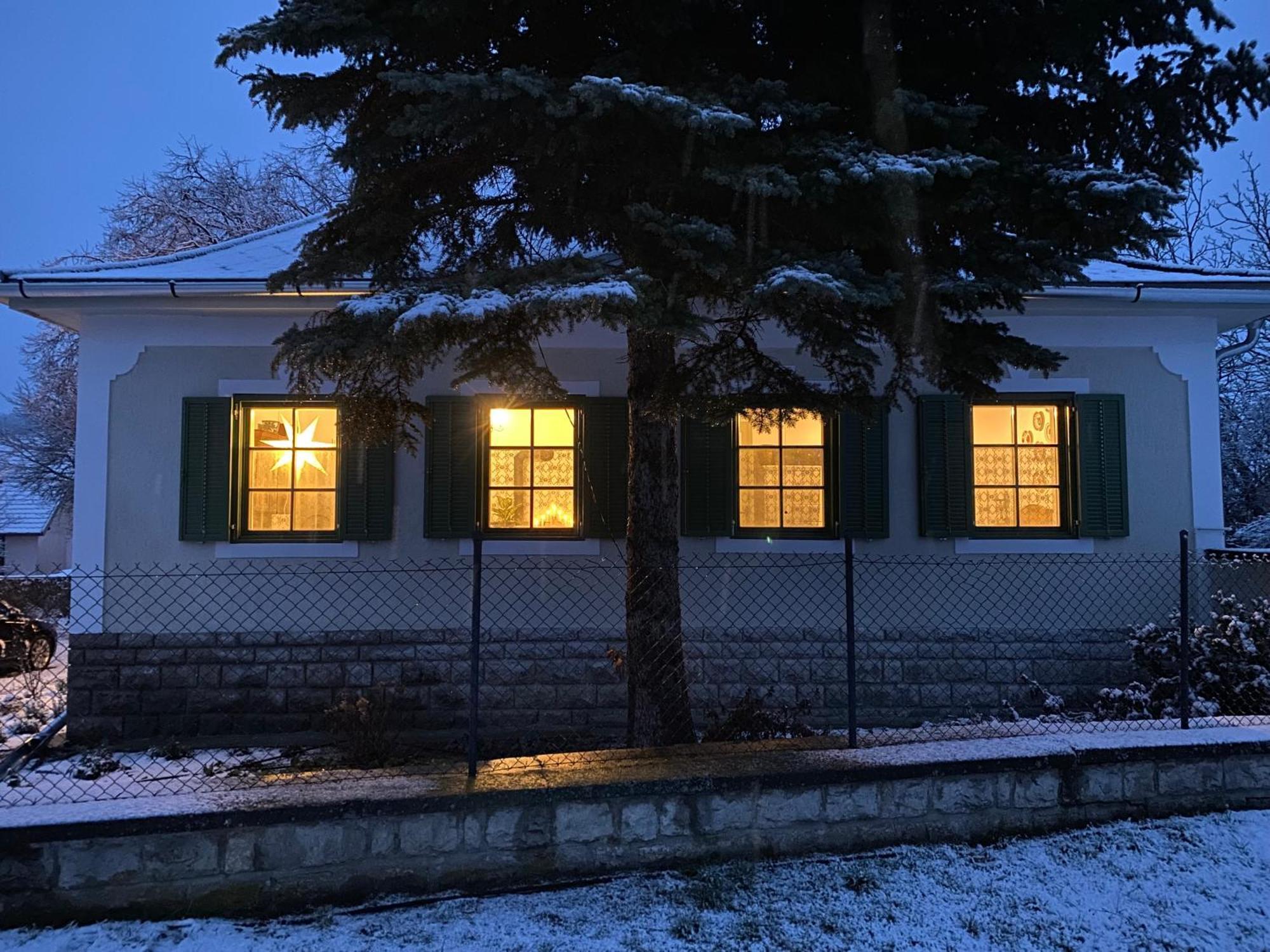Hotel Erdos Vendeghaz Pécsely Exteriér fotografie